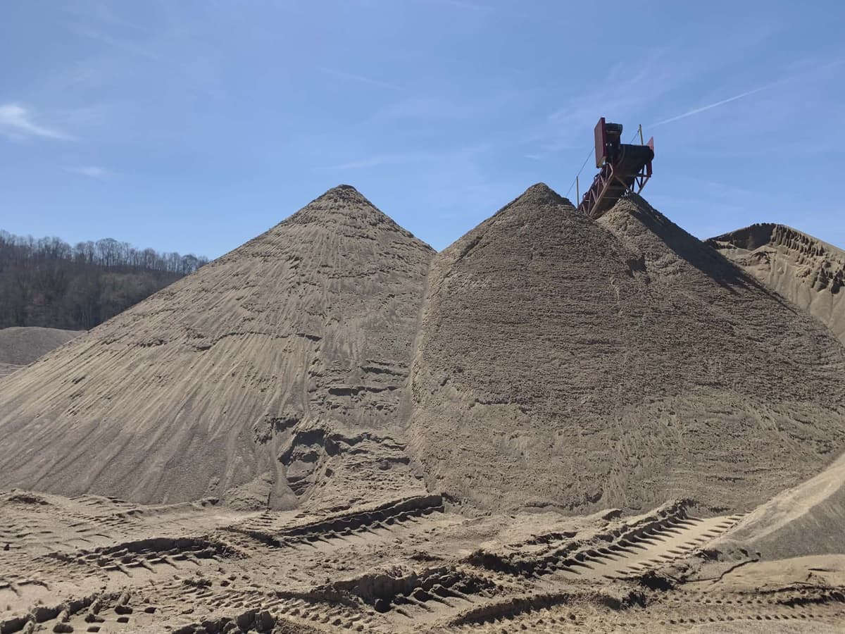 Crushed stone